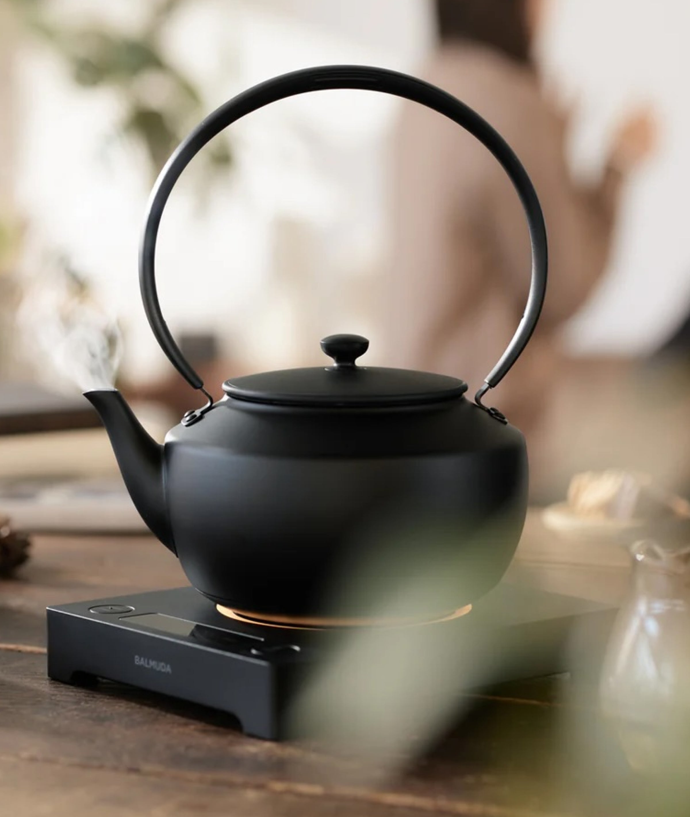 N*e様 【新品未使用】BALMUDA Moon Kettle ブラック BALMUDA Moonkettle Black | CIBONE – CIBONE O'TE